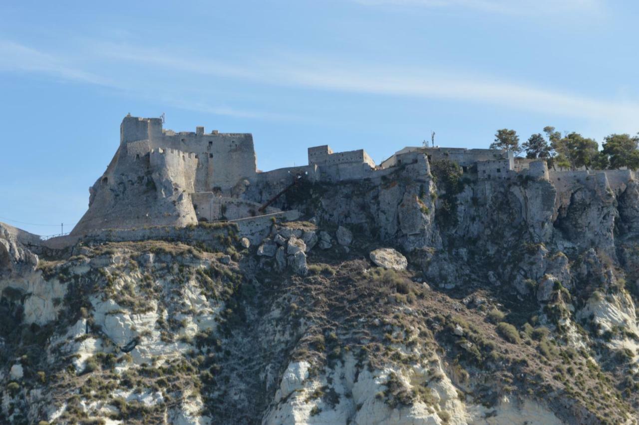 Appartamento Tra Mare E Lago フォチェ・ヴァラーノ エクステリア 写真